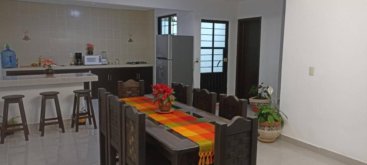 San Cristóbal de Las Casas Casa Portal De Hierro, Centrica Y Comodaヴィラ エクステリア 写真